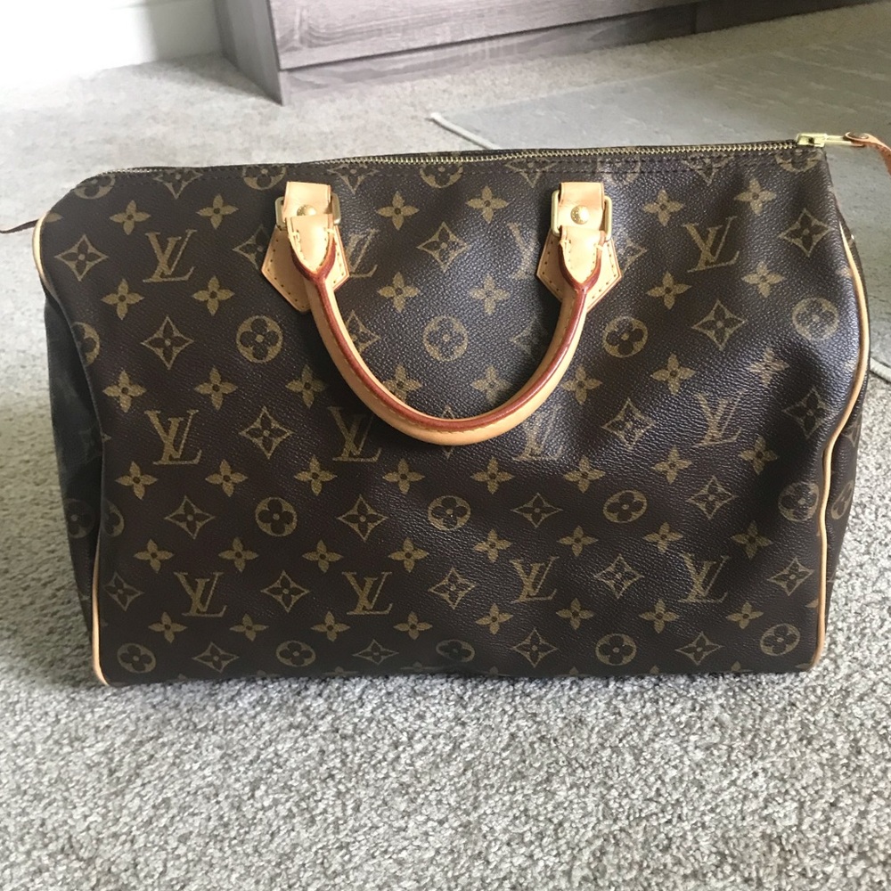 LOUIS VUITTON MONOGRAM SPEEDY 35